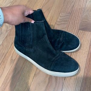 Steve Madden Suede Shoes